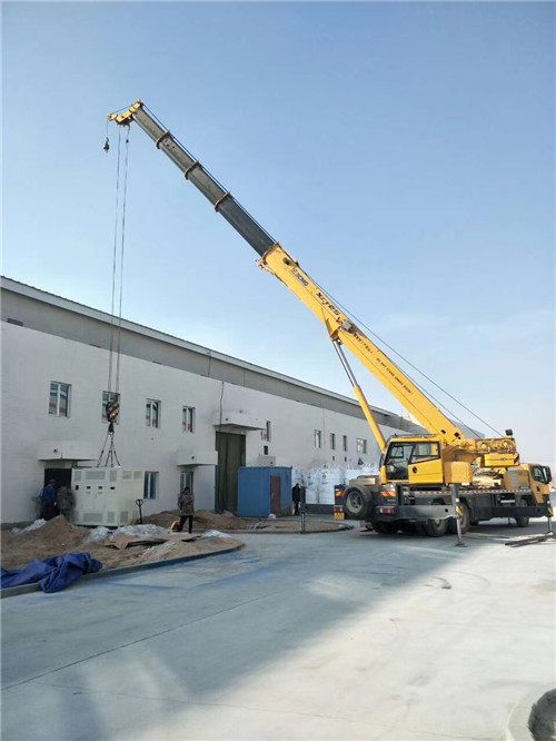 长安区“超载就喊停”—— 吊车的 “重量保镖” 技术